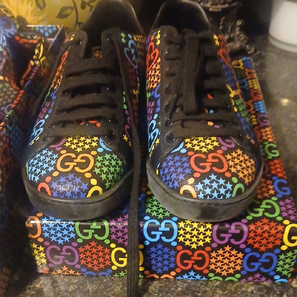 Gucci Shoes